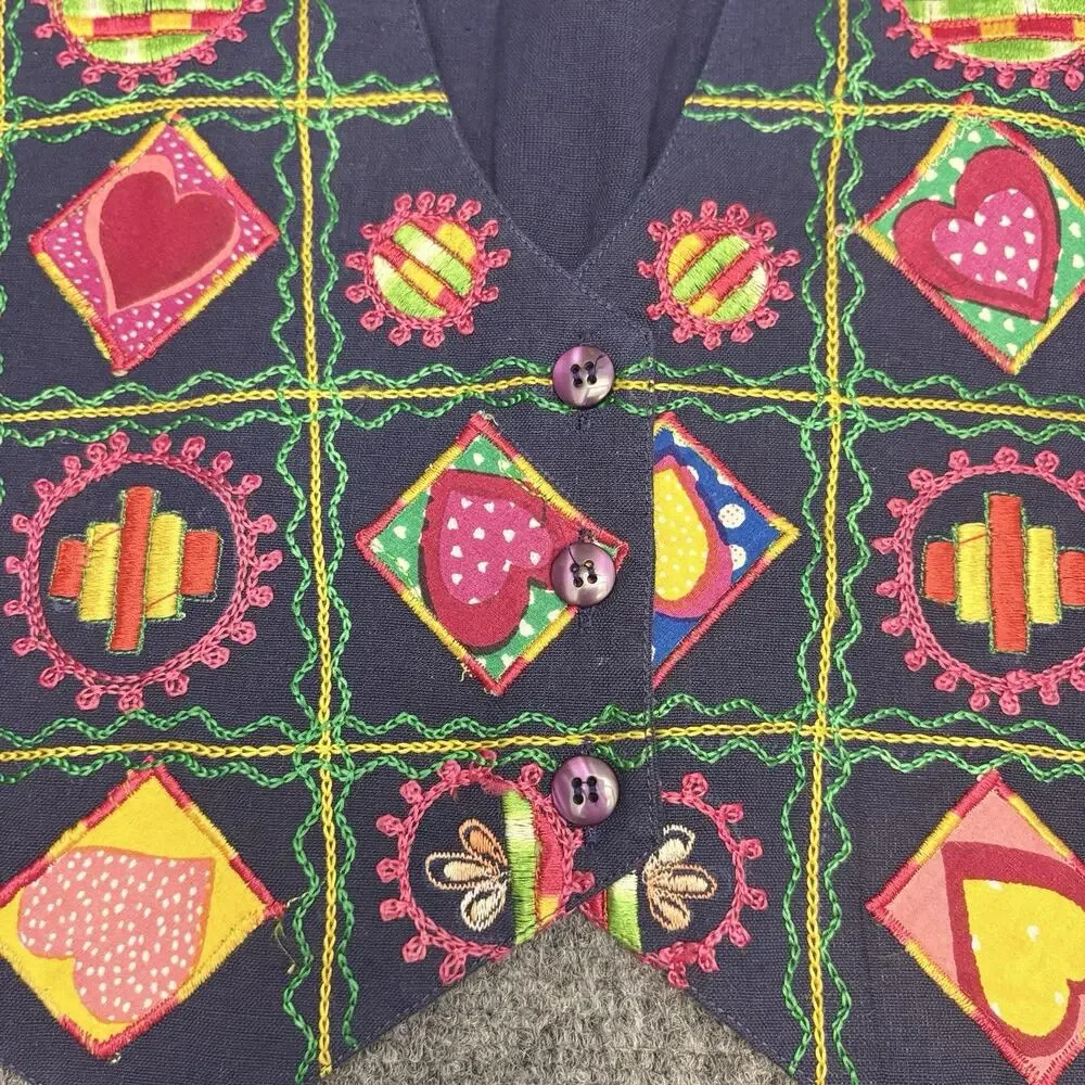 Vintage Patchwork Vest Embroidered Hearts Folk Art Artsy Teacher Grandmacore XS